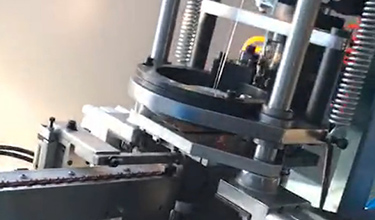 美迪克冷插插针机 